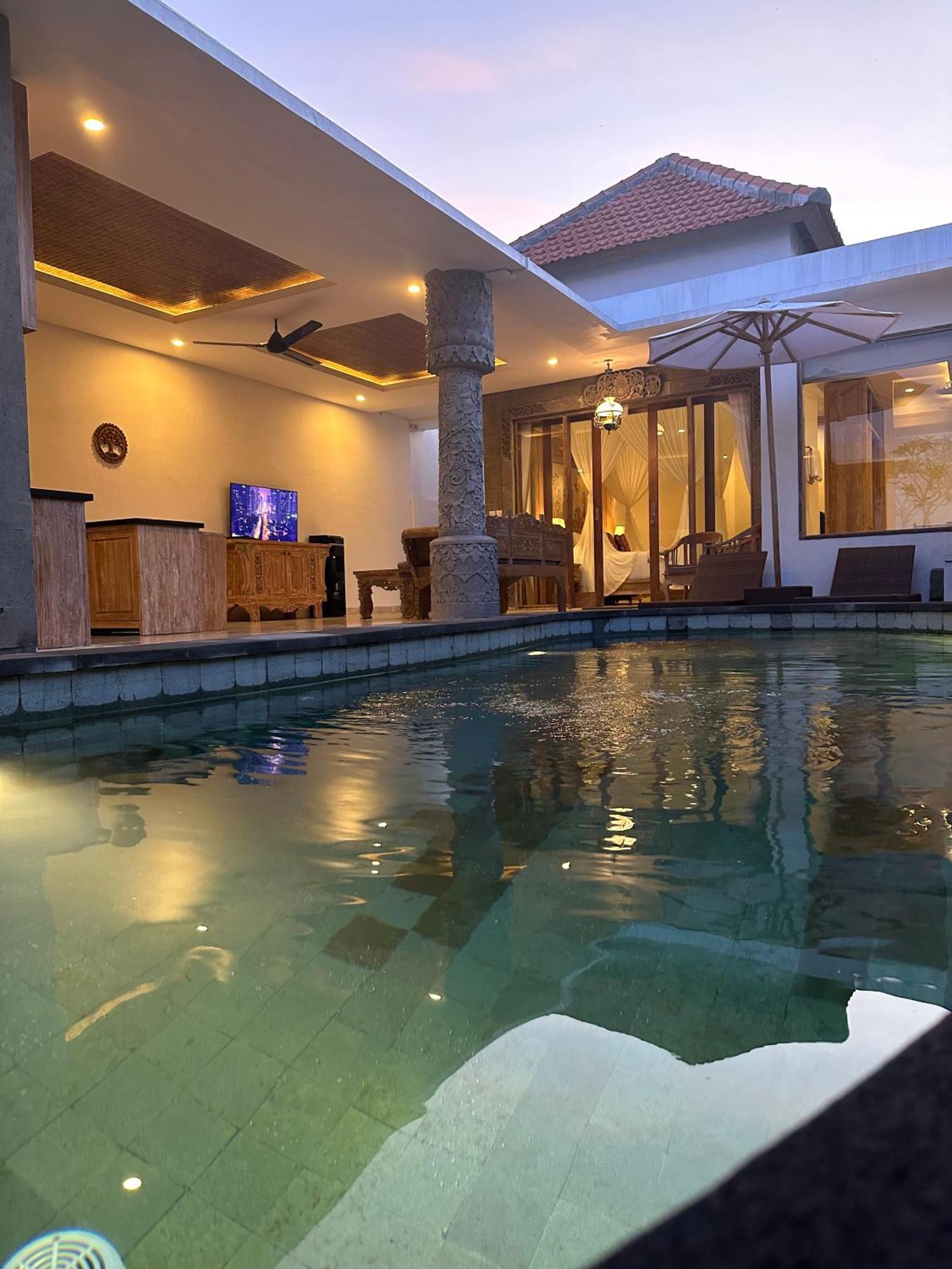 विला Abitama Ubud (Bali)